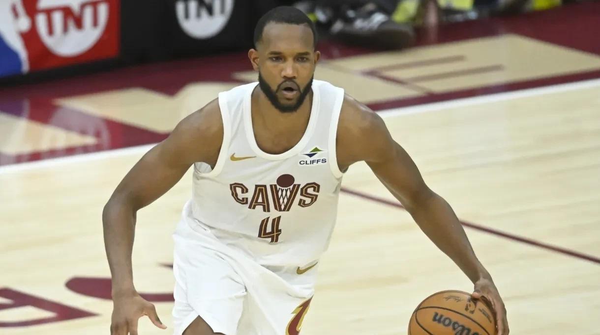 九游官网-冲刺阶段NBA季后赛传出新动向，印第安纳步行者造点机会，管理层表态：底气十足，心理建设被强调的简单介绍