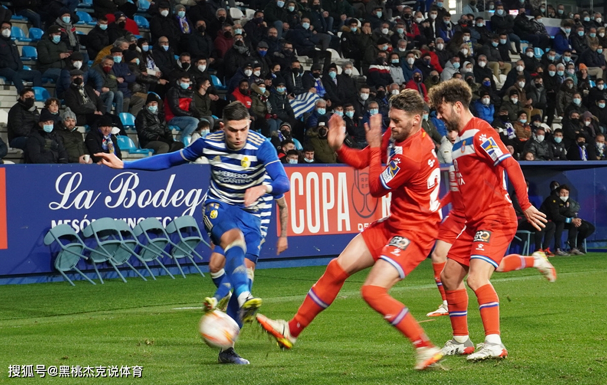 九游体育-集结日葡萄牙体育官宣签约：荷甲节点到来，媒体盛赞，赛程密集仍需轮换的简单介绍